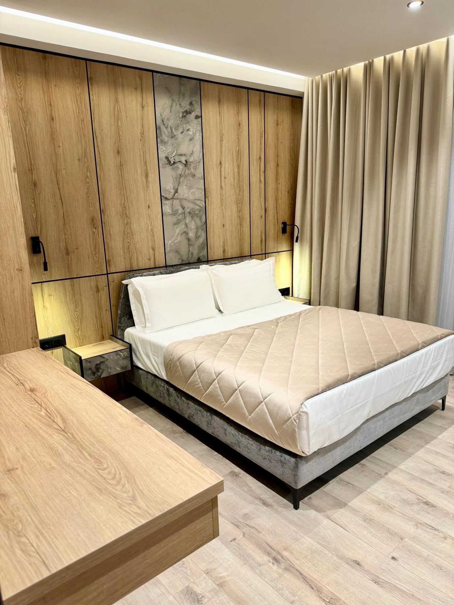 Hotel Joni Premium Ksamil Eksteriør billede