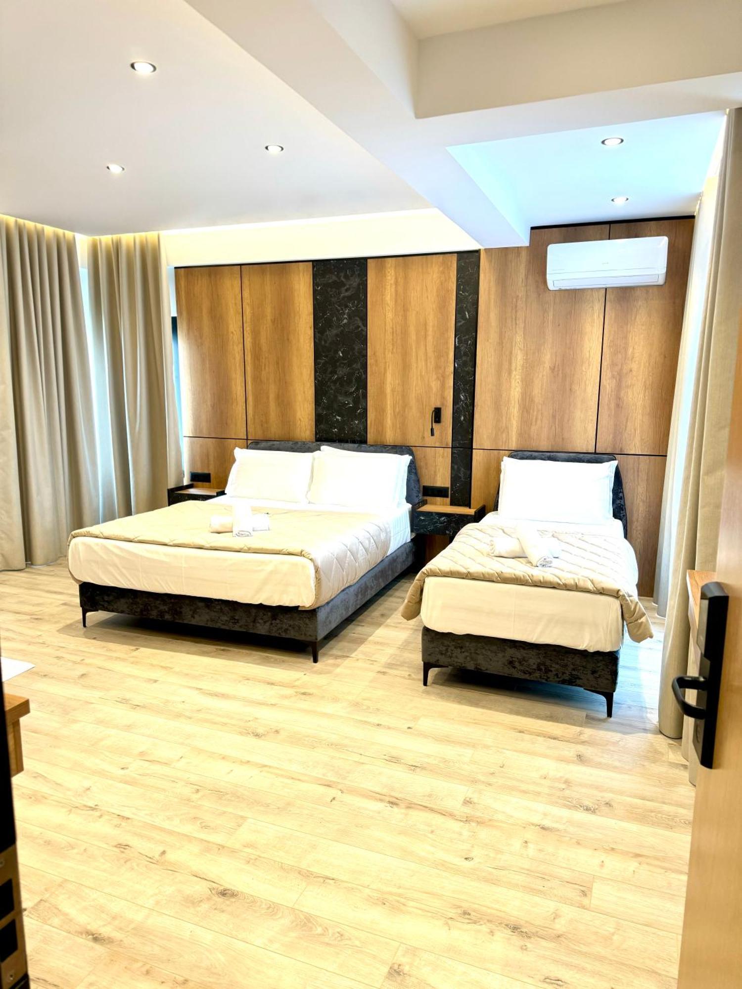 Hotel Joni Premium Ksamil Eksteriør billede